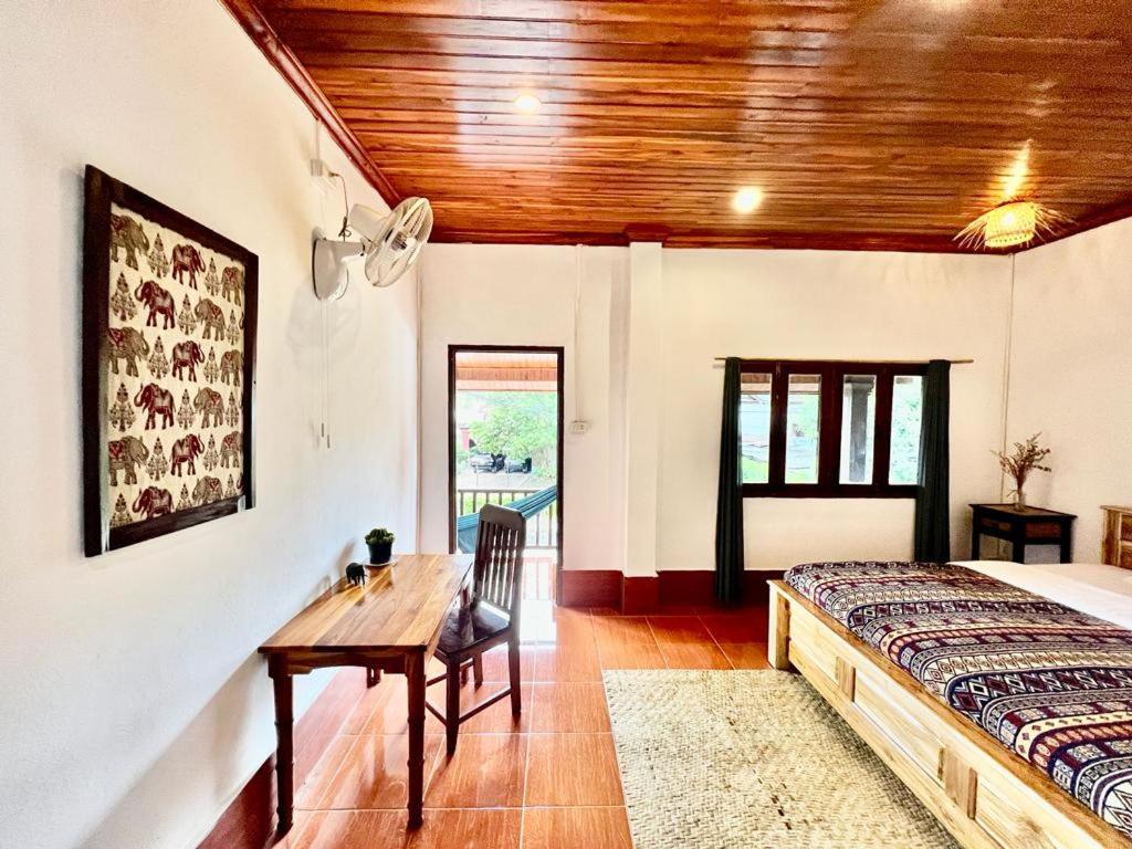 La Casa Hostel Luang Prabang Dış mekan fotoğraf