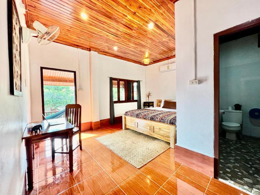 La Casa Hostel Luang Prabang Dış mekan fotoğraf