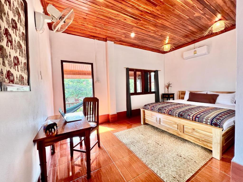 La Casa Hostel Luang Prabang Dış mekan fotoğraf