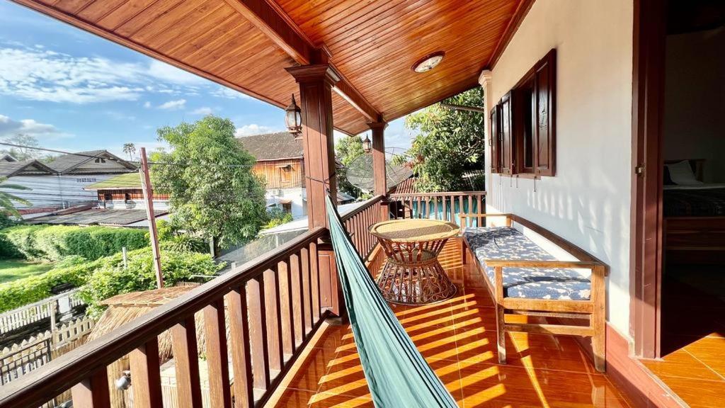 La Casa Hostel Luang Prabang Dış mekan fotoğraf